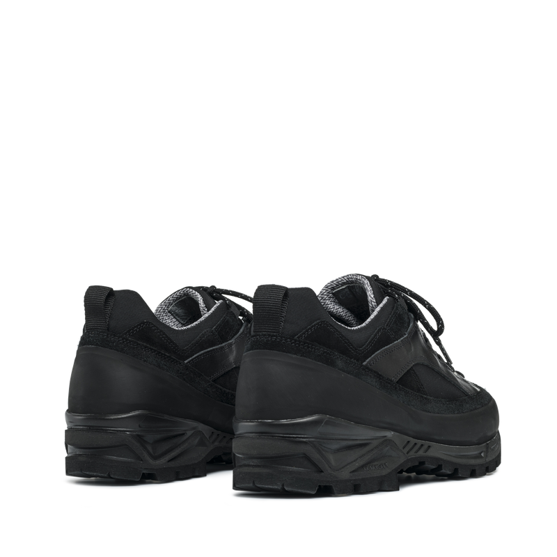 Grappa Hiker Black Fabric M